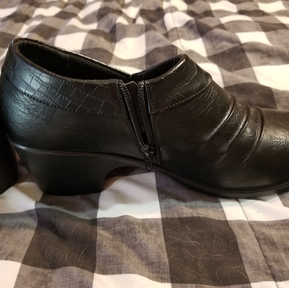 Easy Street Comfort Ware Shoes size 11W Euc - Picture 6 of 8